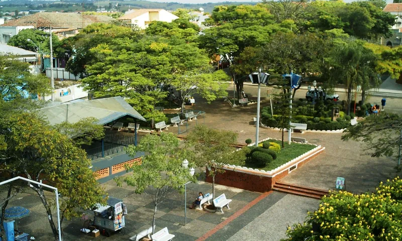 Vista de Angatuba SP, atendida pela Energisa Sul-Sudeste, regiao com sistemas de energia solar fotovoltaica residencial e rural em 2026