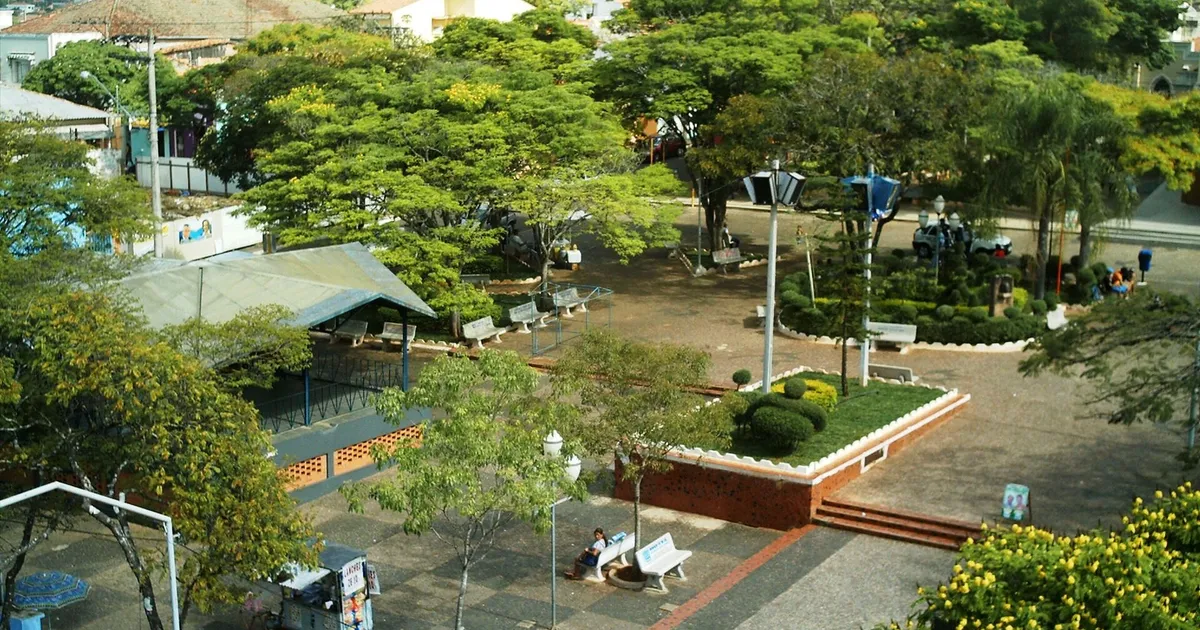 Vista de Angatuba SP, atendida pela Energisa Sul-Sudeste, regiao com sistemas de energia solar fotovoltaica residencial e rural em 2026