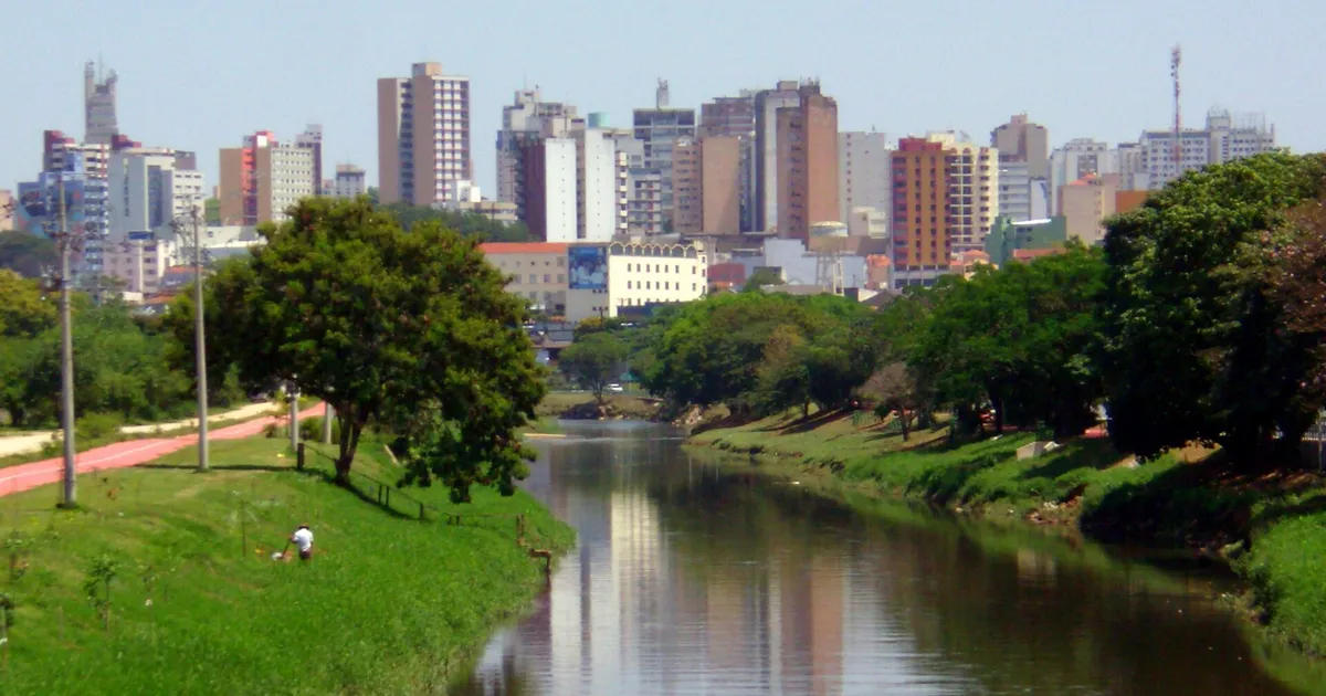 Vista de Sorocaba SP, atendida por CPFL Paulista e CPFL Piratininga, regiao com sistemas de energia solar fotovoltaica em 2026